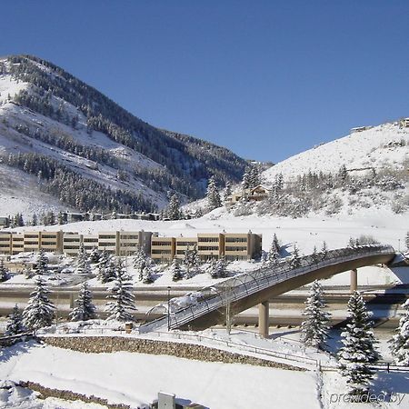 Sun Vail Aparthotel Екстериор снимка