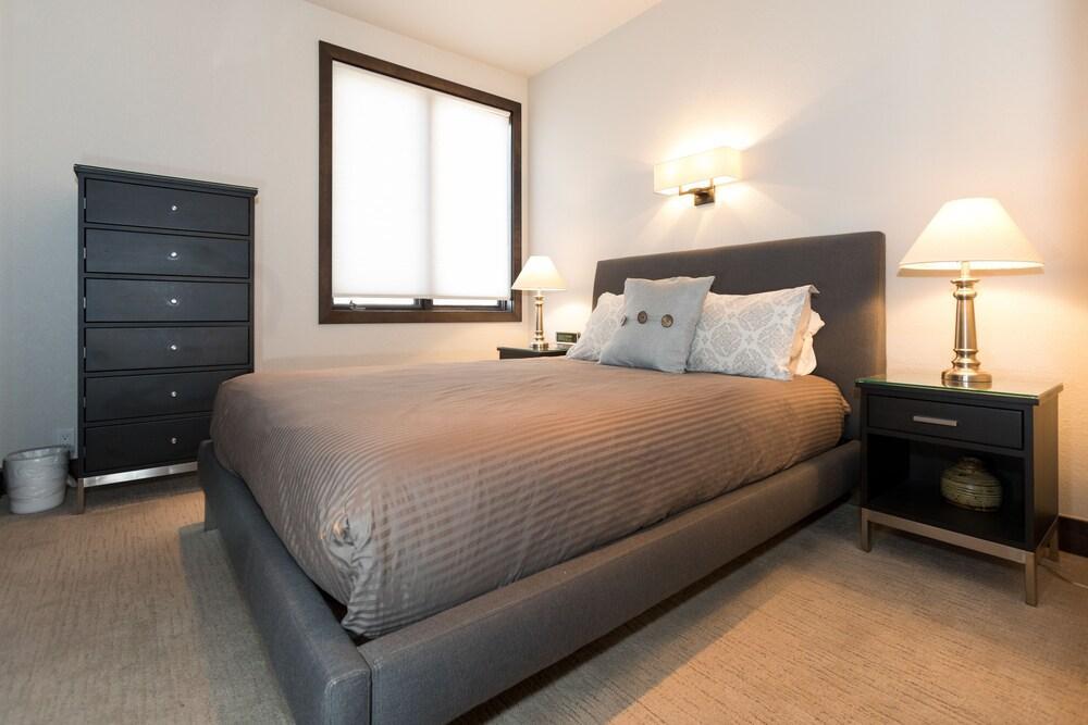Sun Vail Aparthotel Екстериор снимка