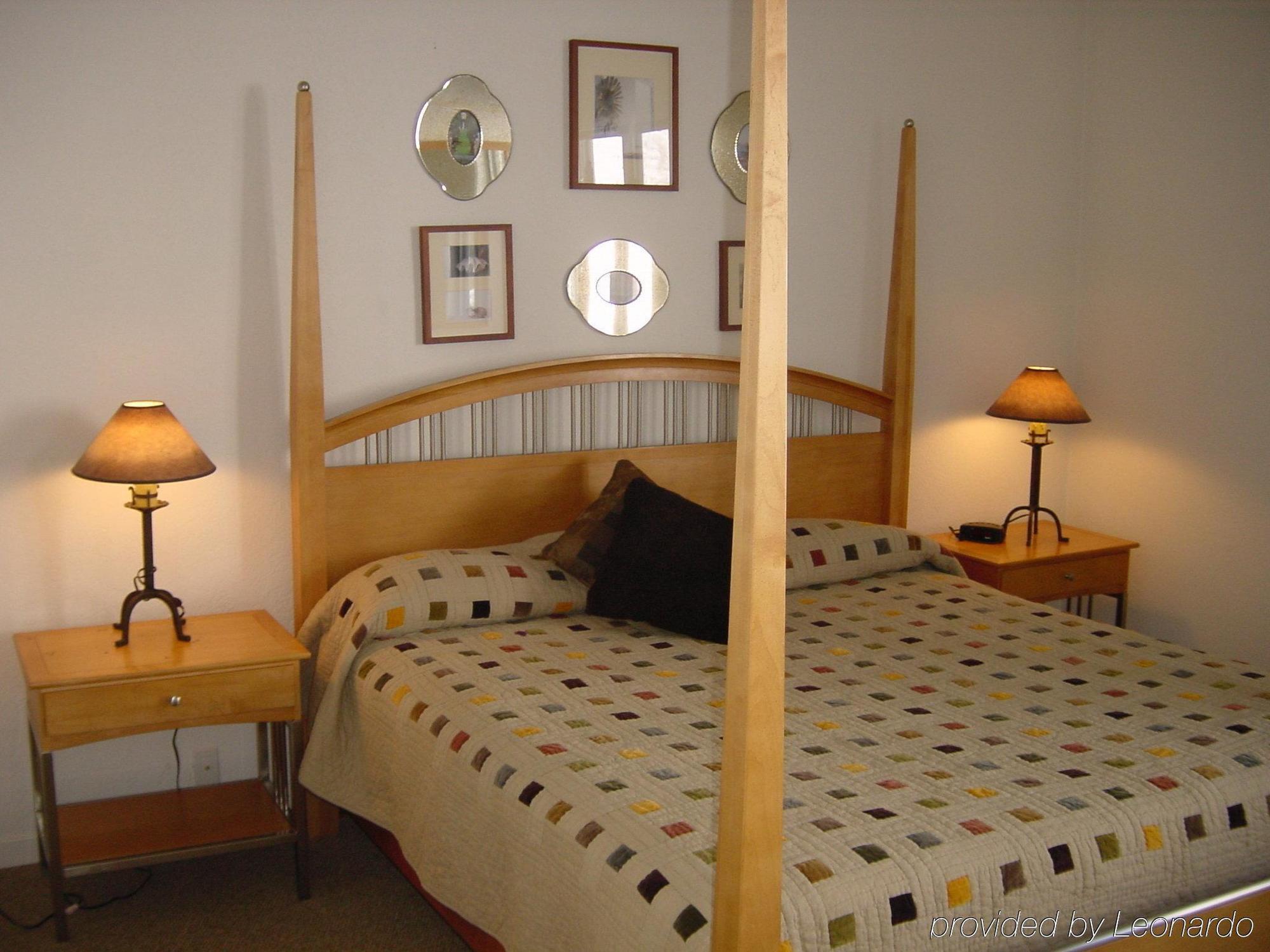 Sun Vail Aparthotel Екстериор снимка