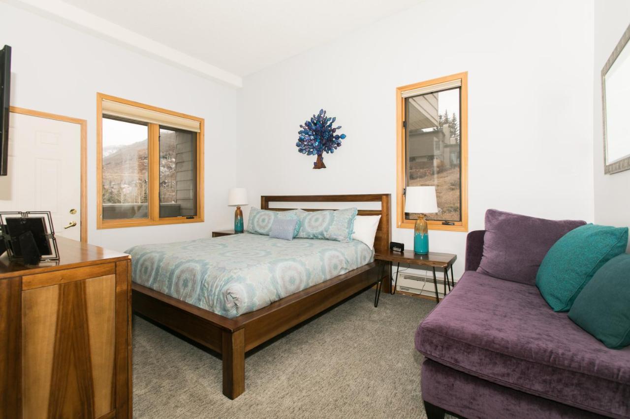 Sun Vail Aparthotel Екстериор снимка