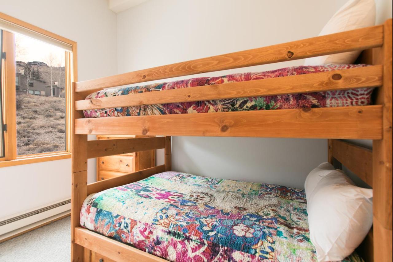 Sun Vail Aparthotel Екстериор снимка